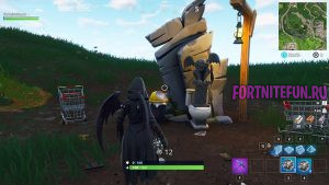 Над фабрикой фаянса