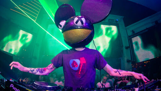 Концерт Dillon Francis Steve Aoki и deadmau5 в фортнайт Ивент 12 сезона 520x293 - Концерт Dillon Francis, Steve Aoki и deadmau5 в фортнайт / Ивент 12 сезона